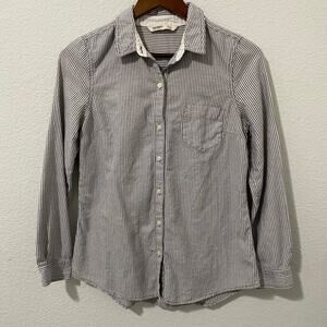 Old Navy Button Up Shirt Womens S Gray White Stripe Minimalist Capsule Wardrobe